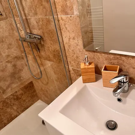 Cocon Clemenceau 아파트 *