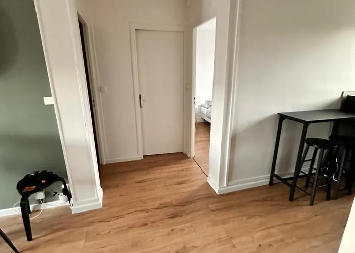 Cocon Clemenceau Apartment